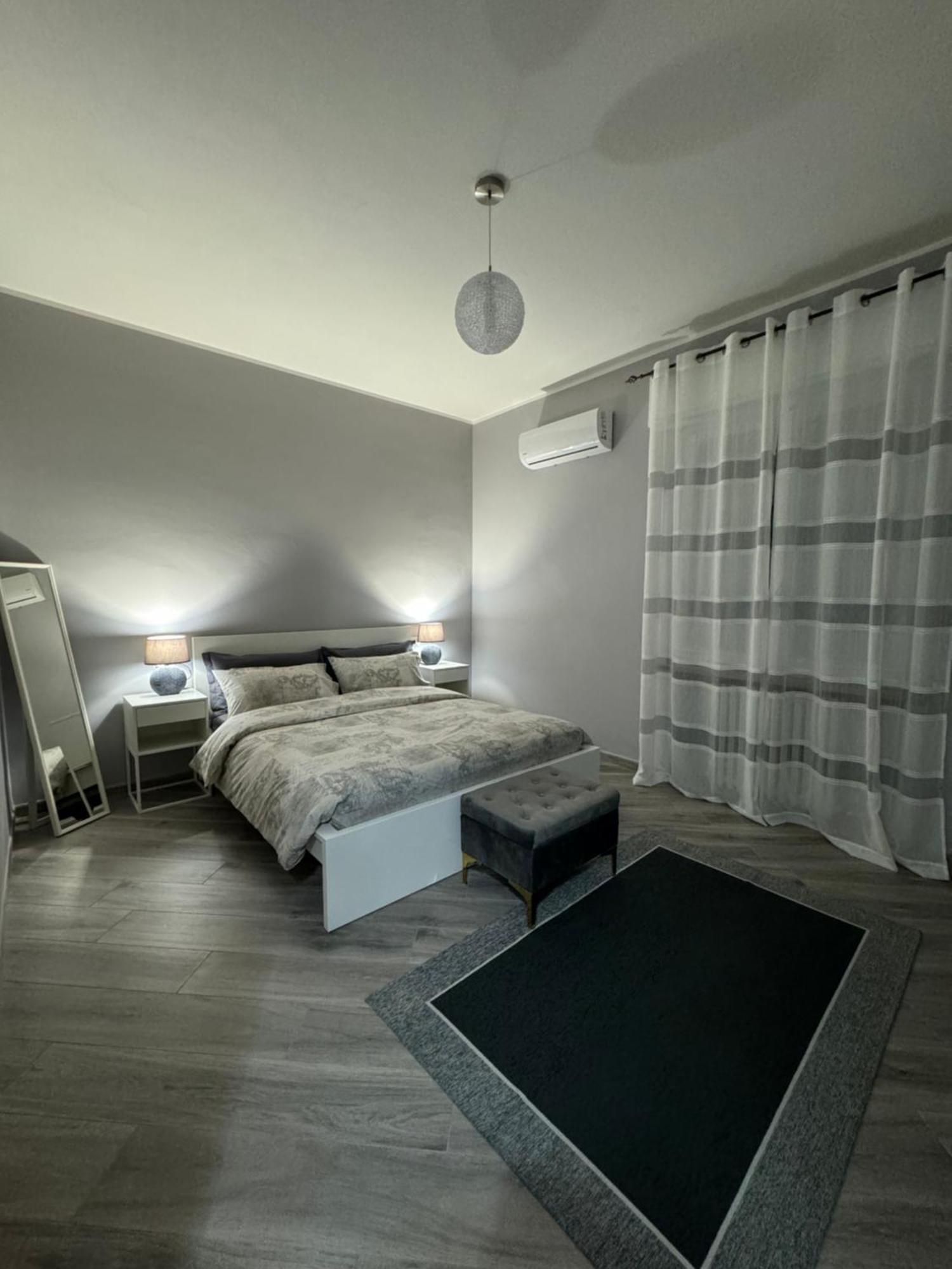 Trento House Zona Stazione Centro Storico Apartment Parma Exterior photo